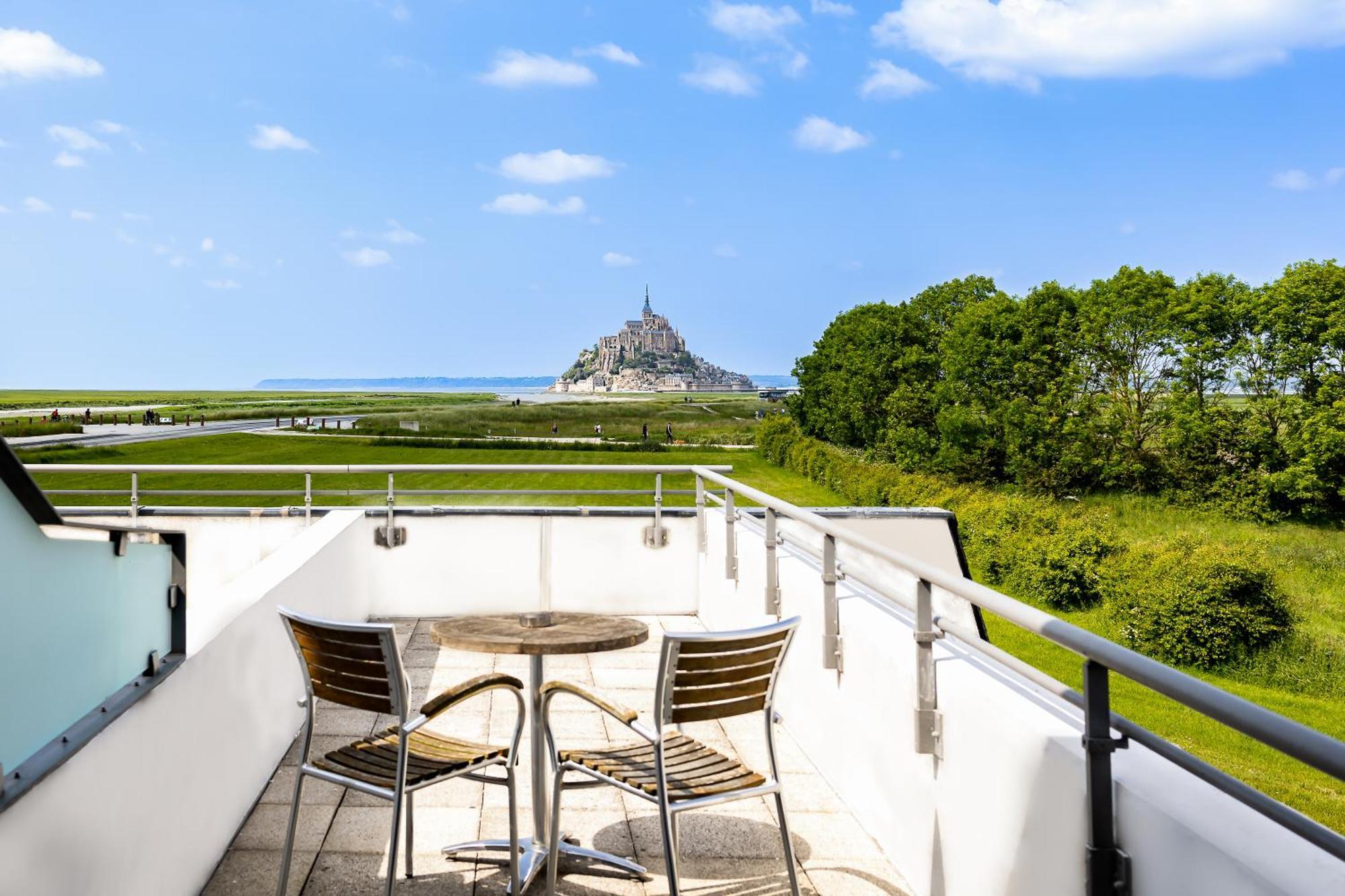 ОТЕЛЬ LE RELAIS SAINT MICHEL MONT-SAINT-MICHEL 4* (Франция) - от 8939 RUB |  NOCHI